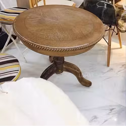 American Style Vintage Round Table with Wooden Stand