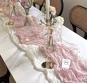 Crumpled Table Runner (Pink)