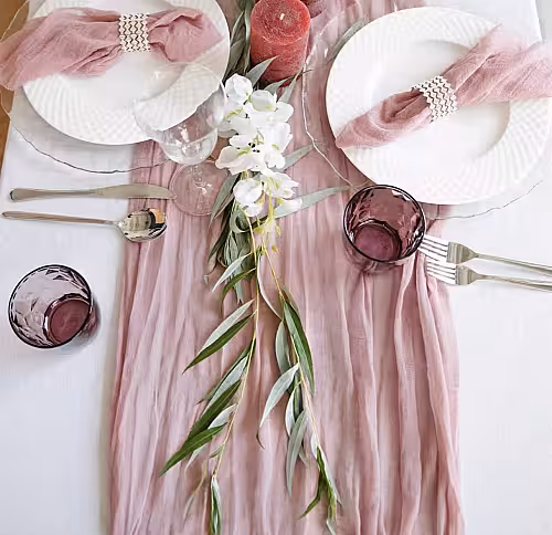 Crumpled Table Runner (Pink)