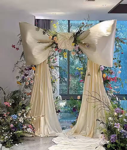 Giant Backdrop Decorative Bow Ribbon (Ivory)