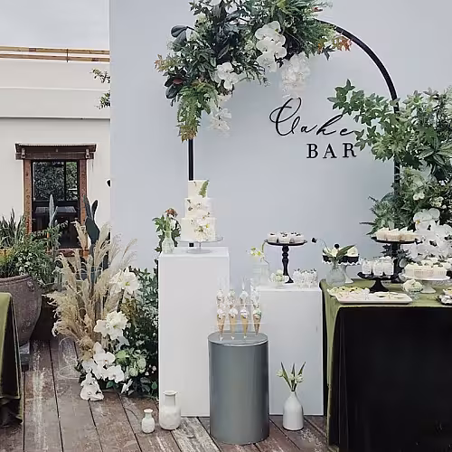 Structure Party Decoration Iron Cuboid White Desserts Stand (Small)